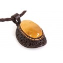 Leather necklace with yellow-colour amber