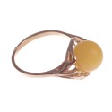 Gold ring with yellow amber