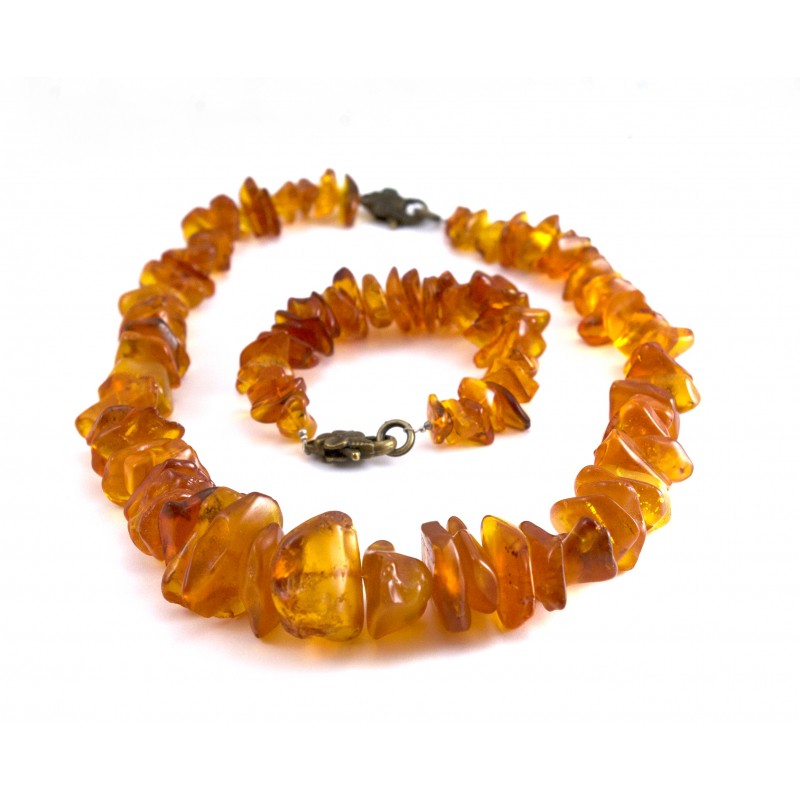 Large Vintage amber necklace with insect inclusion – Wild Inanda